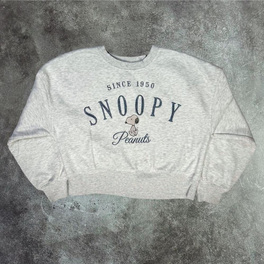 Grey snoopy embroidered crewneck sweatshirt